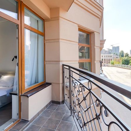 Petrovdom 02-76B Luxury Living In Rc Pechersk Plaza, Mykhaila Boichuka 19-А Kiev Dış mekan fotoğraf