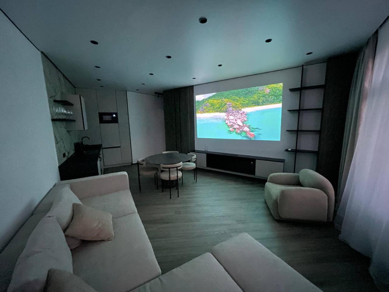 Petrovdom 02-76B Luxury Living In Rc Pechersk Plaza, Mykhaila Boichuka 19-А Kiev Dış mekan fotoğraf